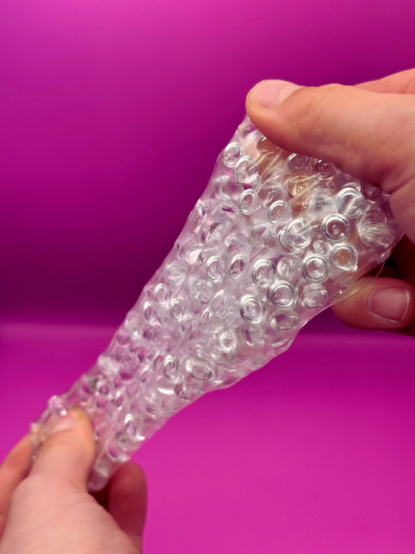 Squishy Knetball mit transparenten Perlen