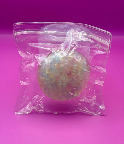 Squishy Knetball mit bunten Perlen
